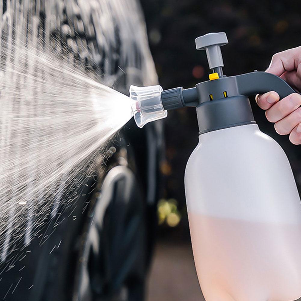 Gardening Tools Watering Can - ขวดสเปรย์ล้างรถ 2 ลิตร แบบพกพา สำหรับล้างรถ รดน้ำต้นไม้